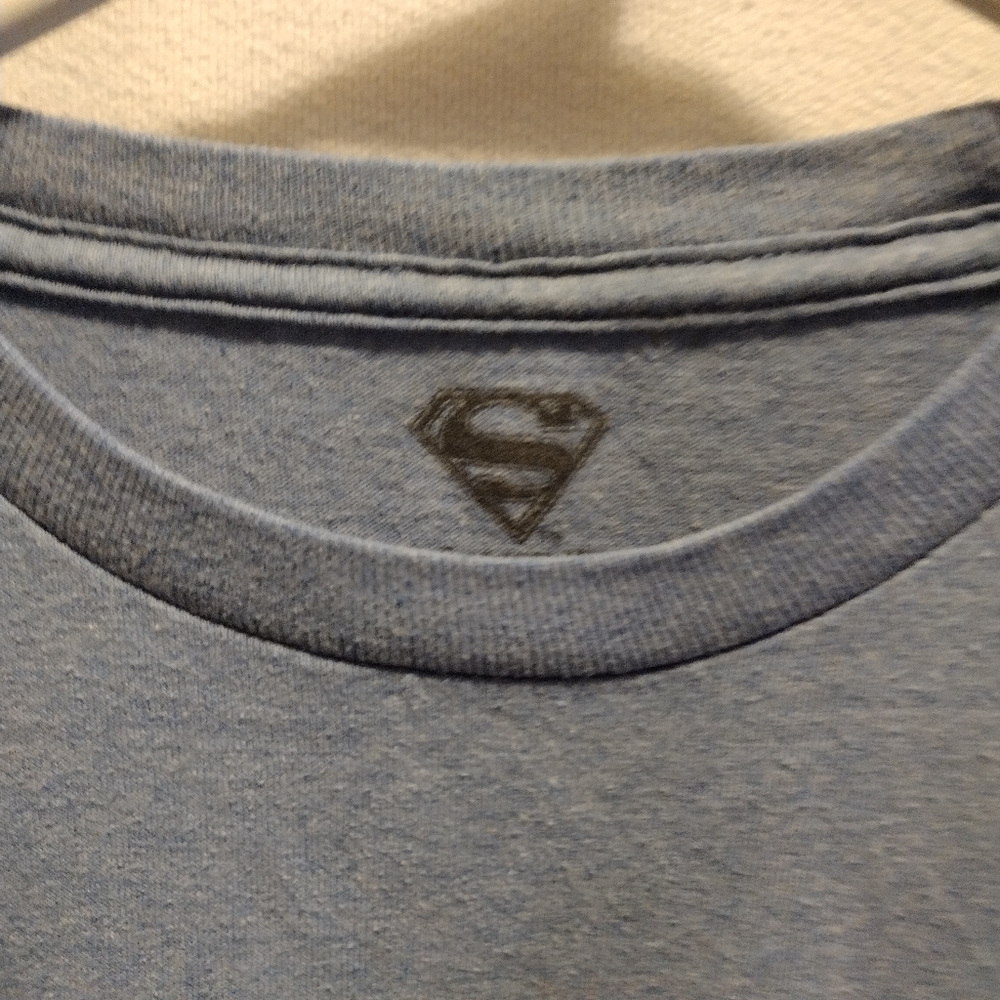Superman - Picture 2 of 3